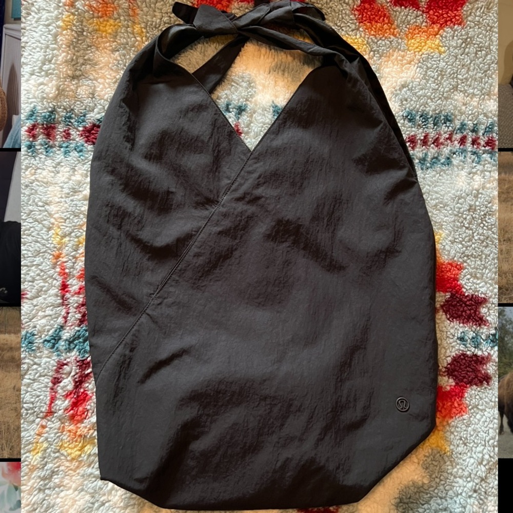 Lululemon Shoulder bag